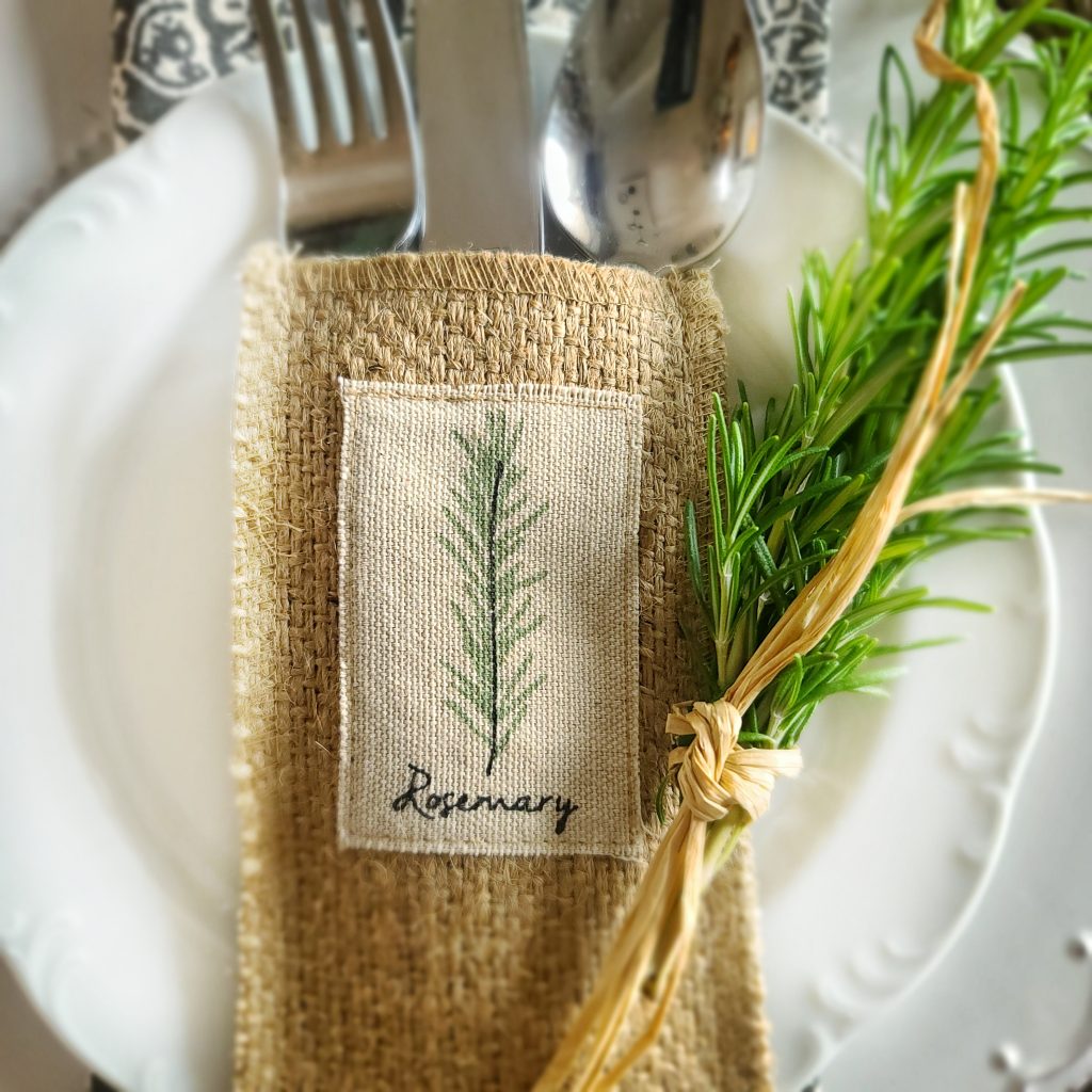 Silverware pouches with herbs