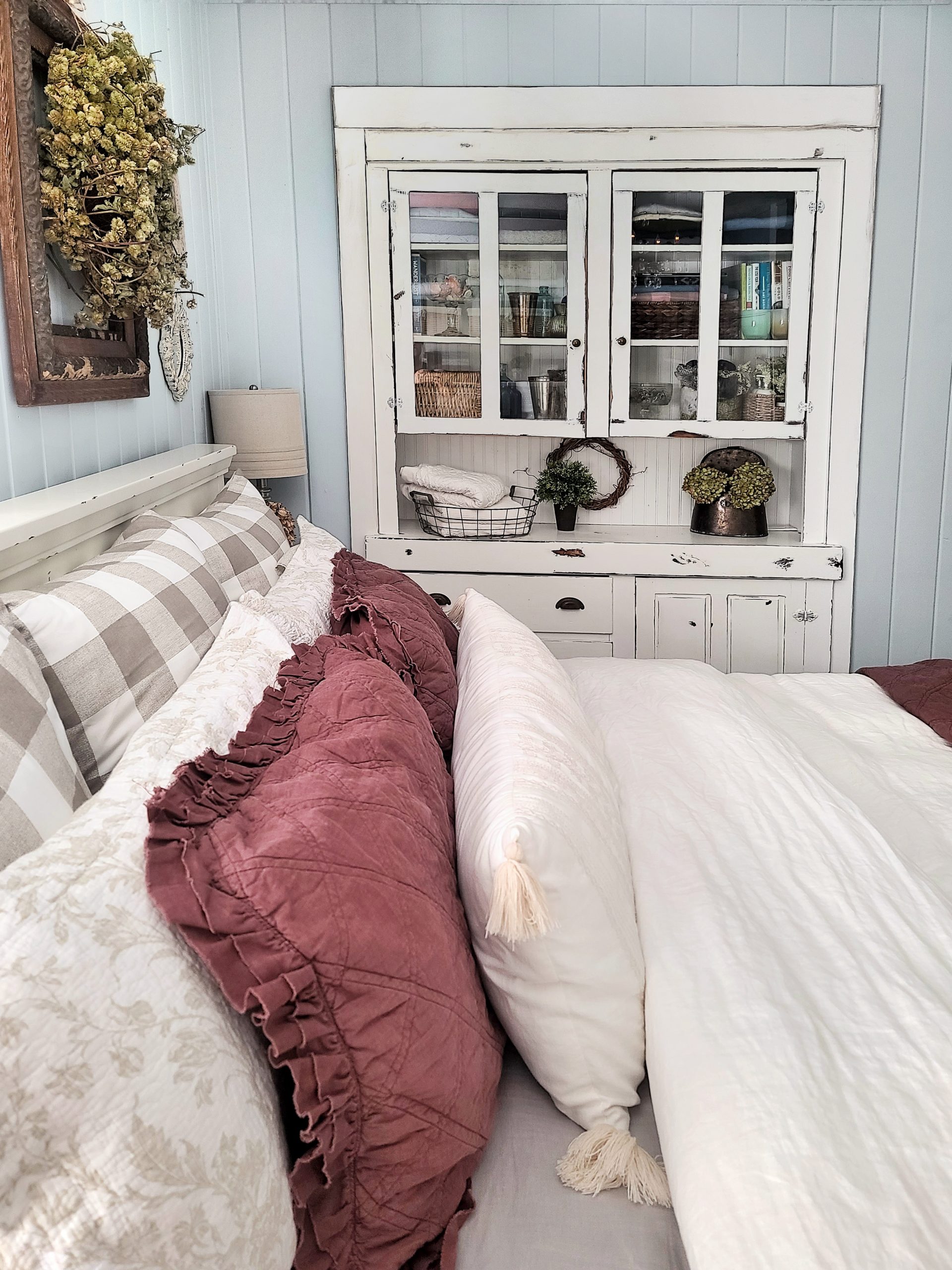cottage bedroom decorated for fall
