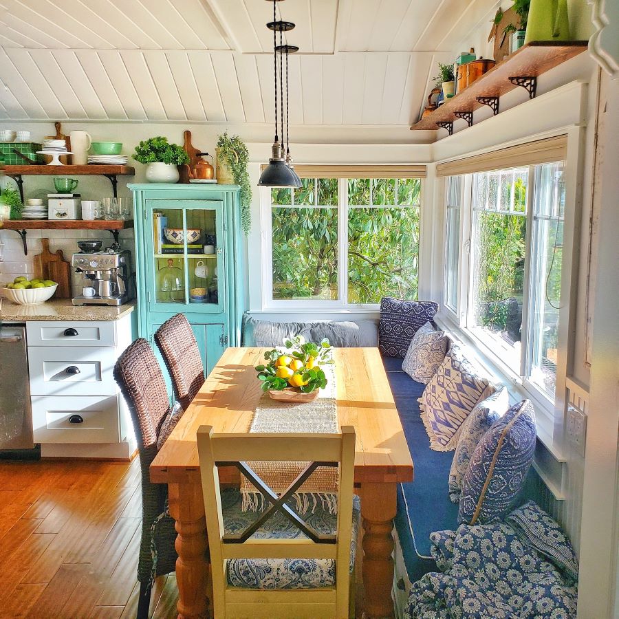 kitchen eating area with window seat