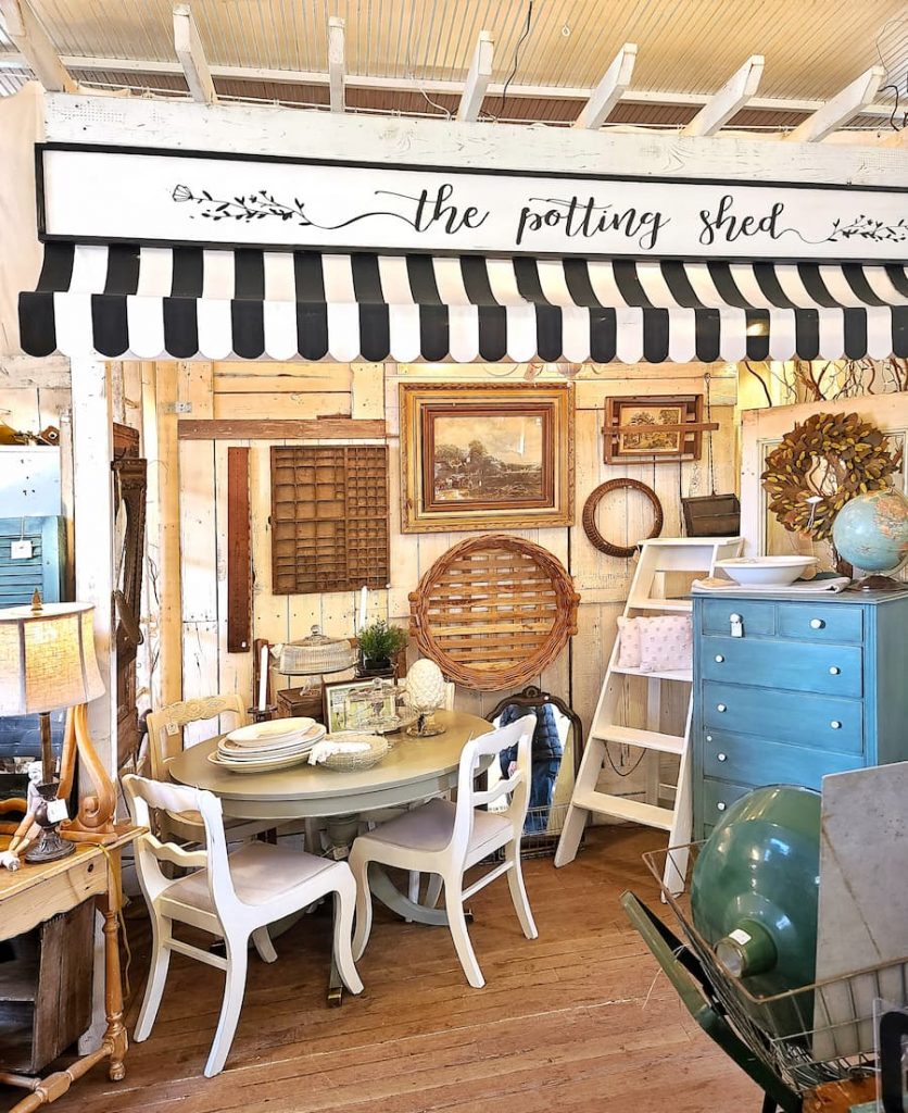 Valley Vintage Market pop up with vintage home and garden décor