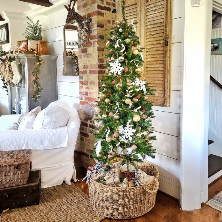 9 Simple Ideas to Start Preparing for Christmas in July - Shiplap and ...