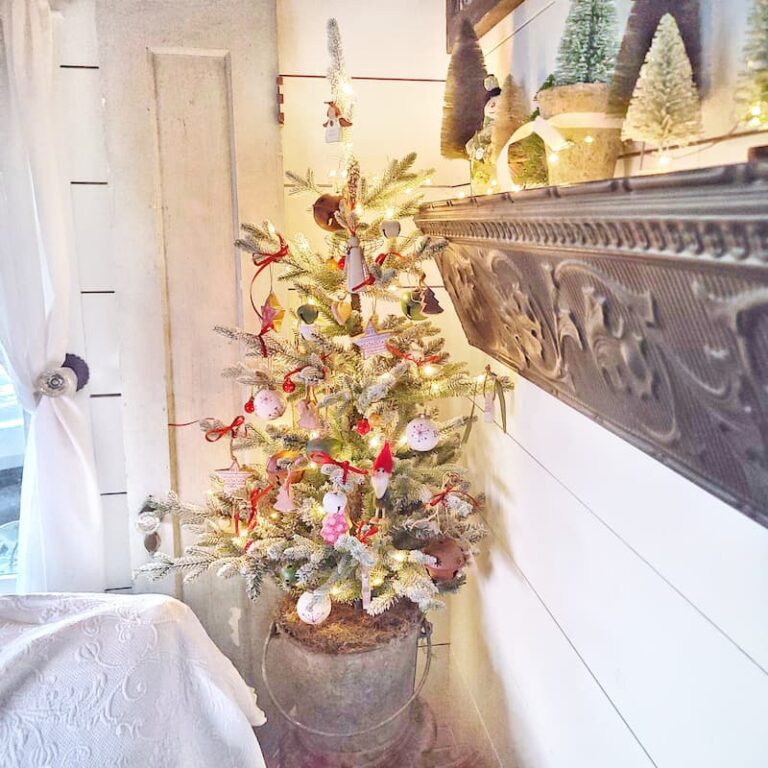 Cherished Christmas Vintage Decorations for a Classic Holiday - Shiplap ...