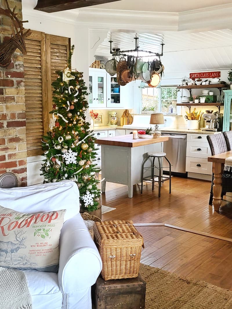 11 Simple Christmas Decorating Ideas, Tips, and Inspiration for the ...