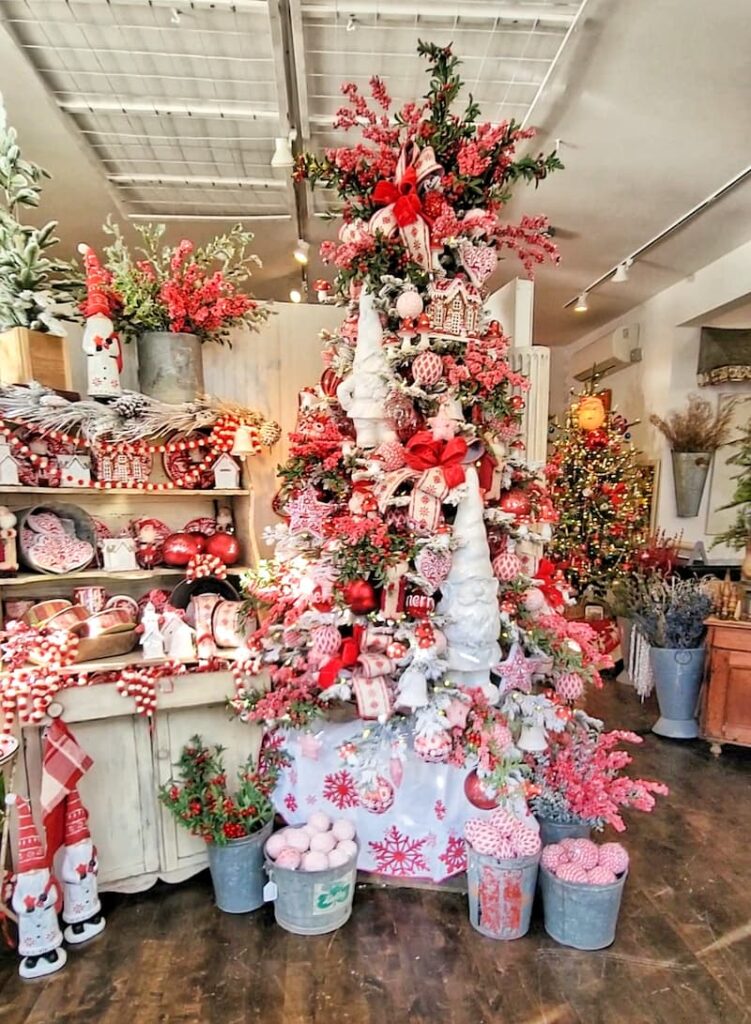 red and white Christmas tree theme