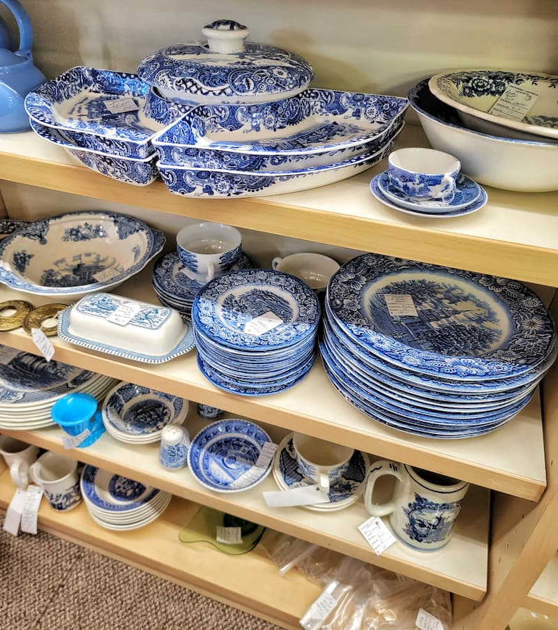 blue and white vintage dishes at Lafayette Schoolhouse Antique Mall Willamette Valley Oregon