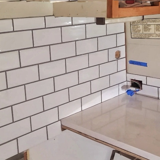 subway tile with grout