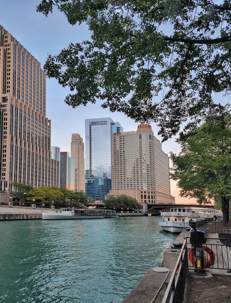 view of the Chicago River