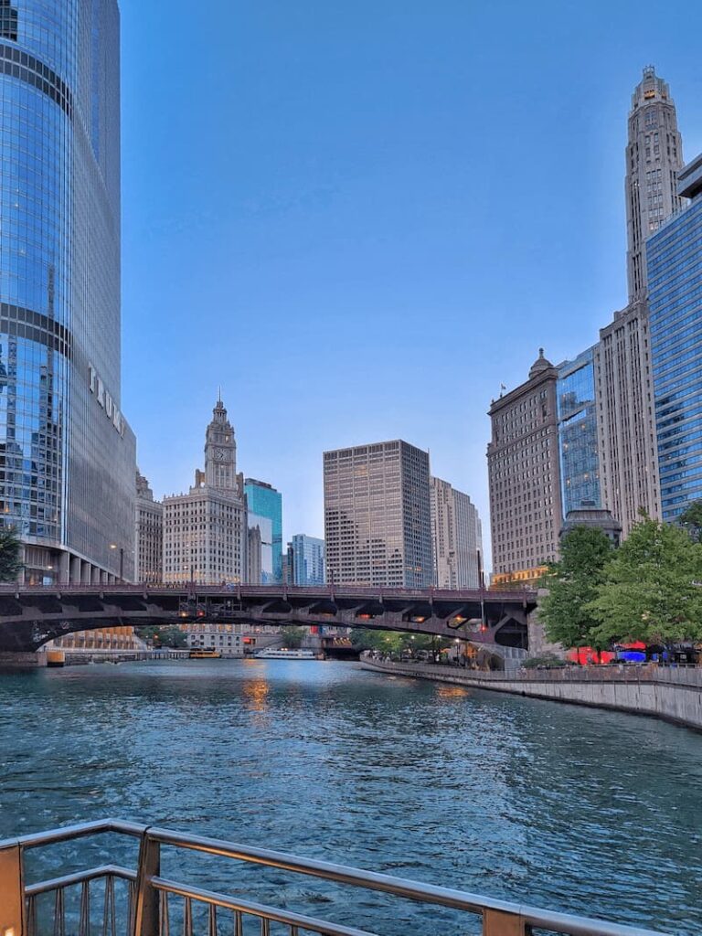 view of the Chicago River