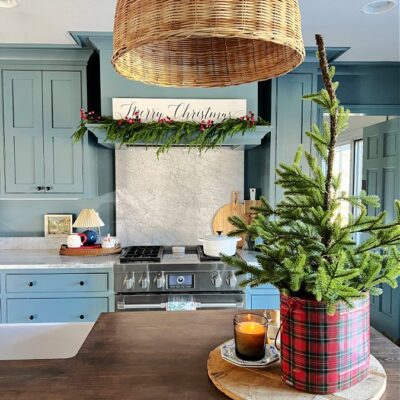 Welcome Home Saturday – Decking the Halls