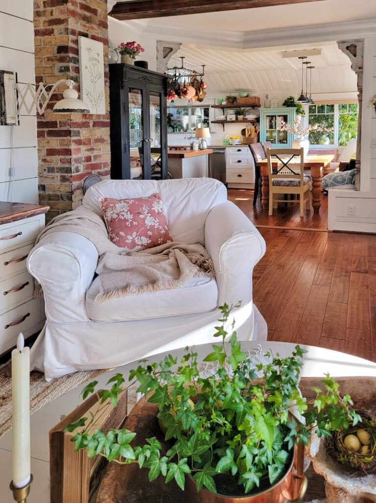 Spring Cottage Home Tour and Simple Decorating Ideas - Shiplap and Shells