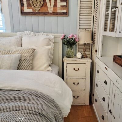 How to Refresh Your Bedroom with Affordable Vintage Decorating Ideas