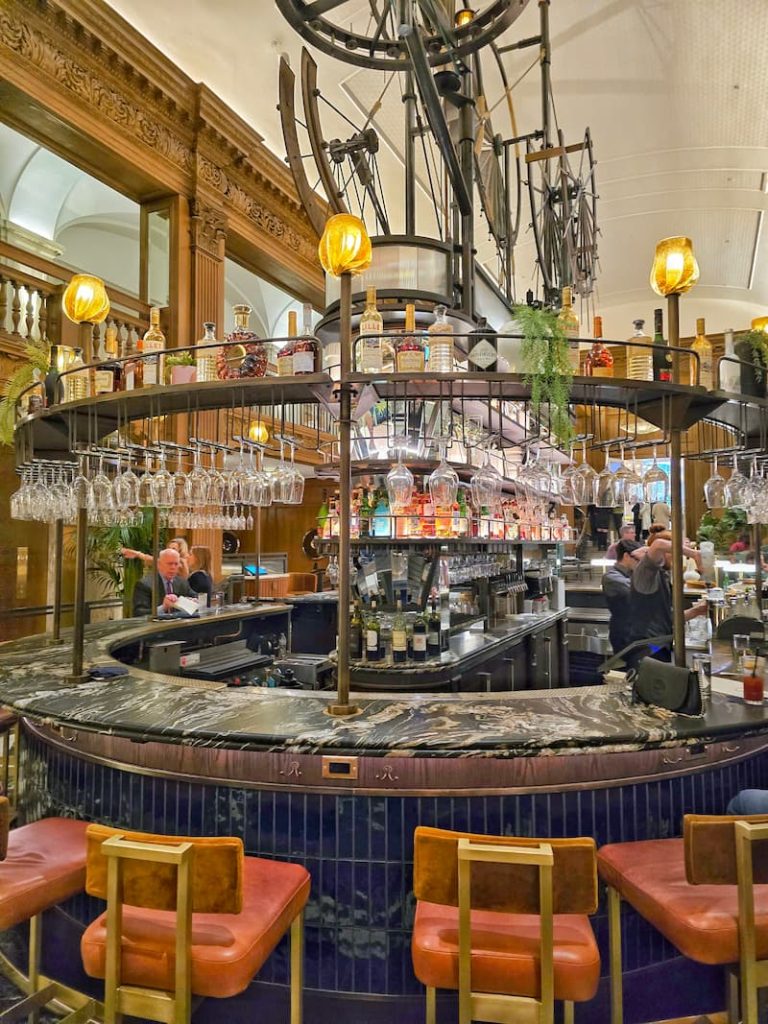 Fairmont Olympic Hotel bar in Seattle