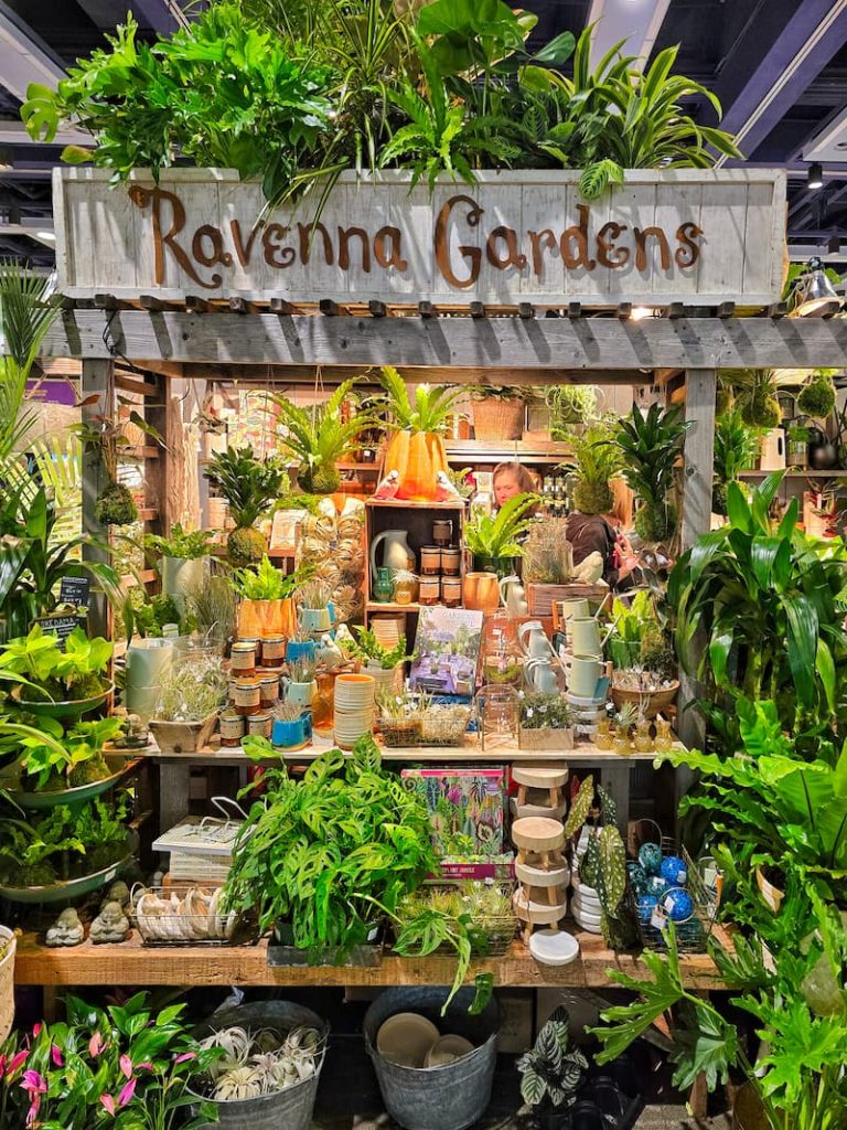 Ravenna Gardens booth