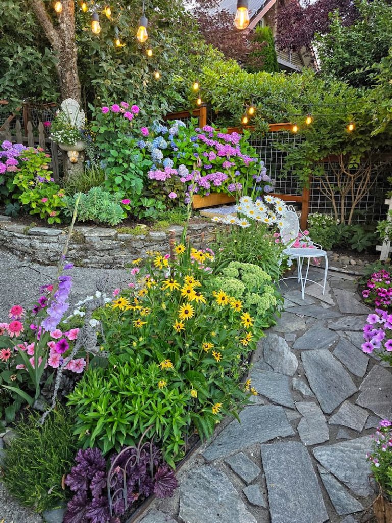 summer garden patio with cottage style flowers