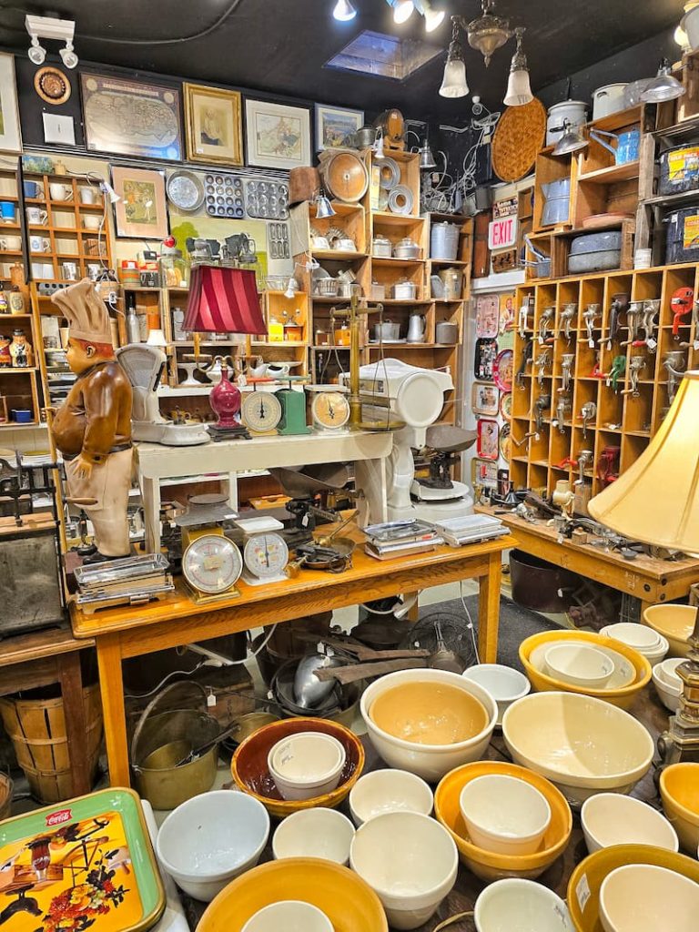 Antique store with vintage collections