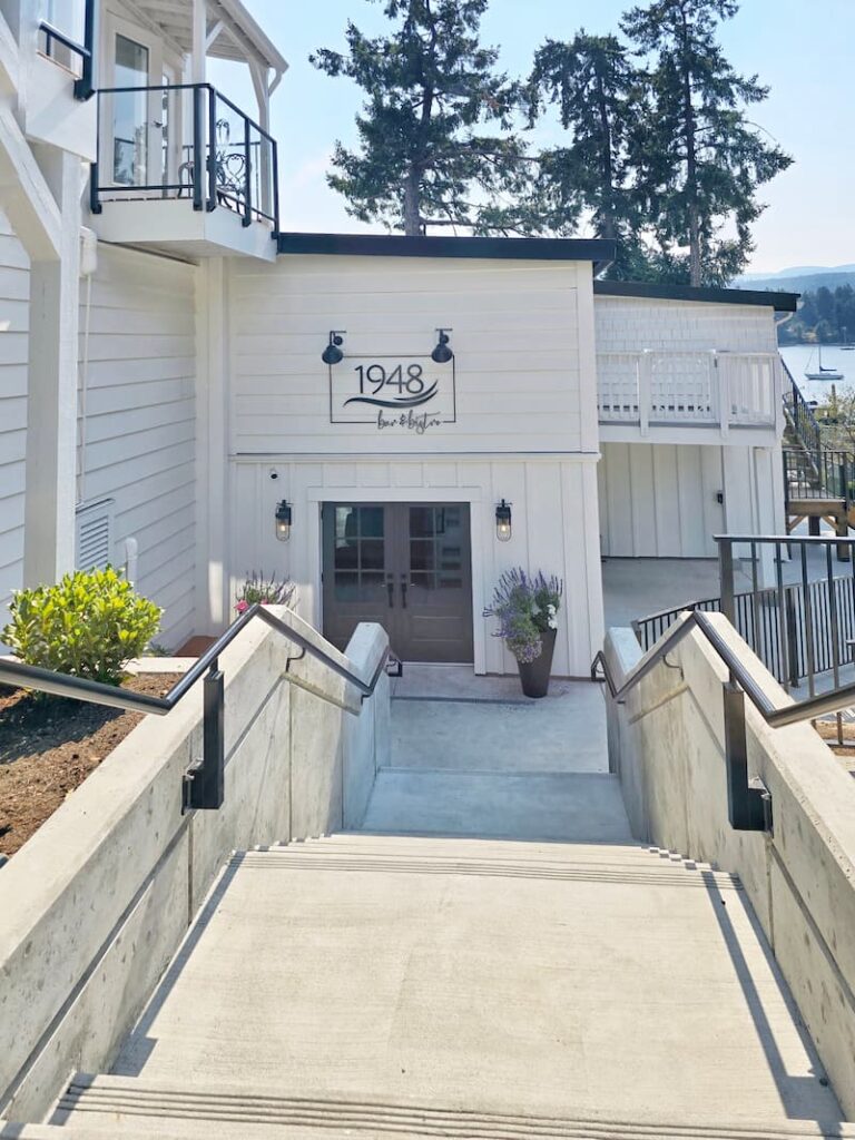 1948 bar and bistro in Ladysmith