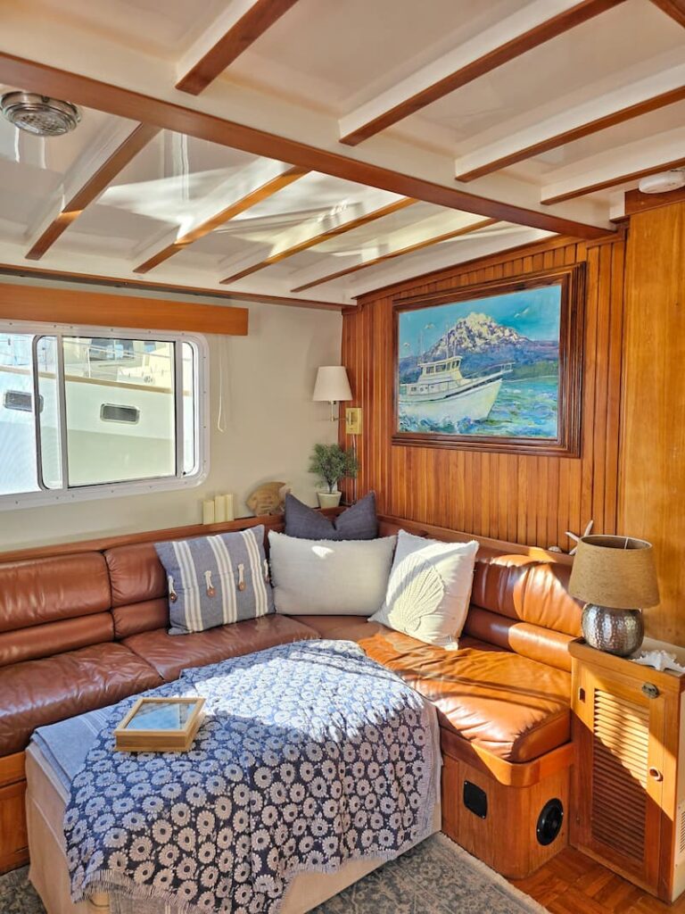interior boat tour: salon living area