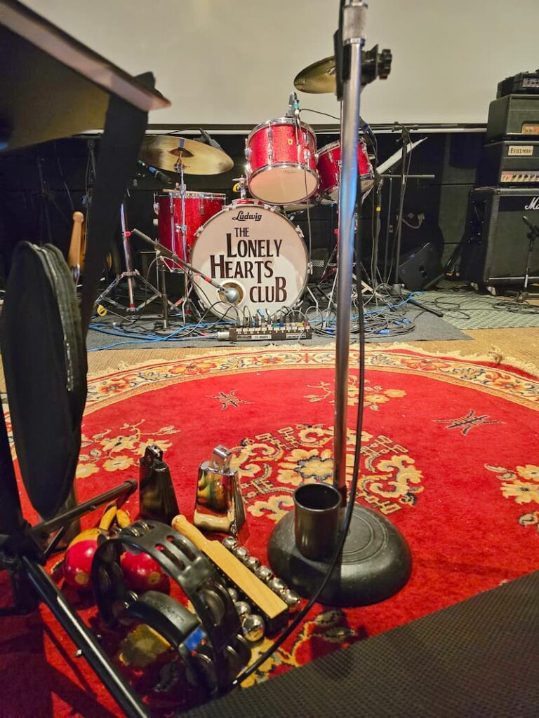 The Lonely hearts club band at an auction