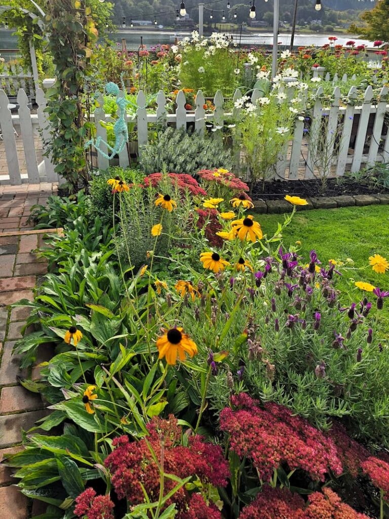 October cottage garden 