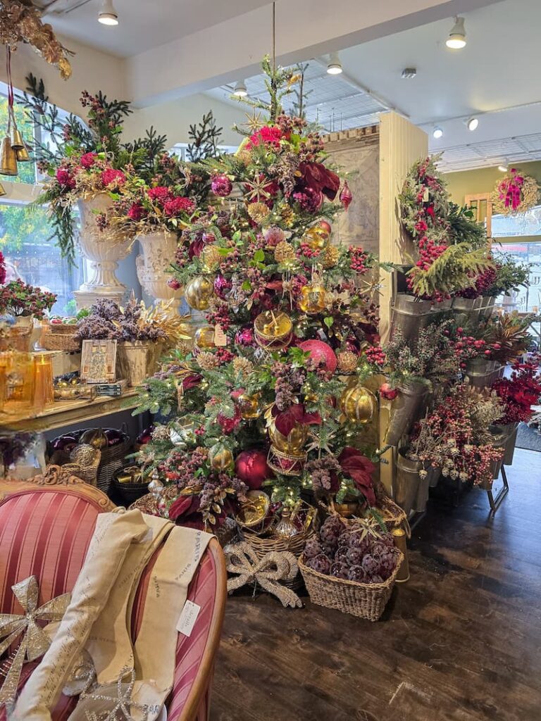 burgundy and gold Christmas tree