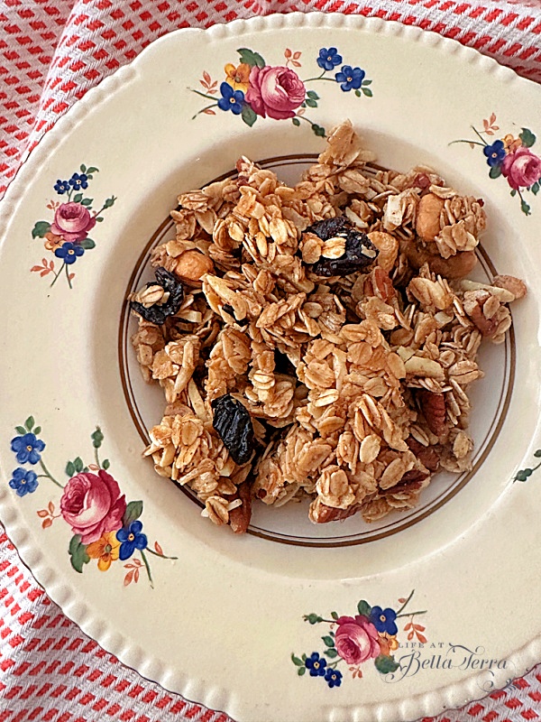 homemade granola
