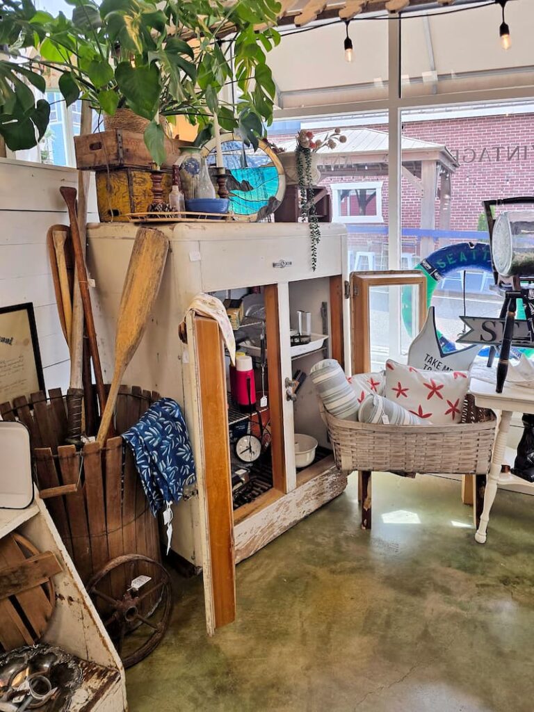vintage items in the Rust and Relic store in Poulsbo