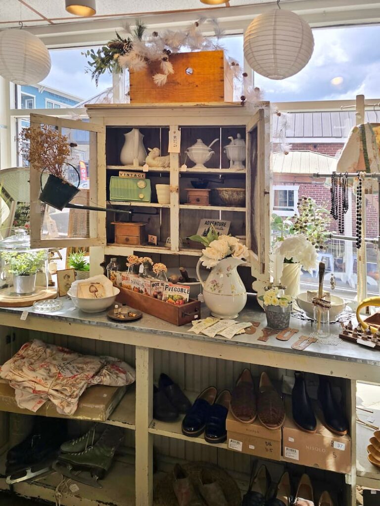 vintage items in the Rust and Relic store in Poulsbo