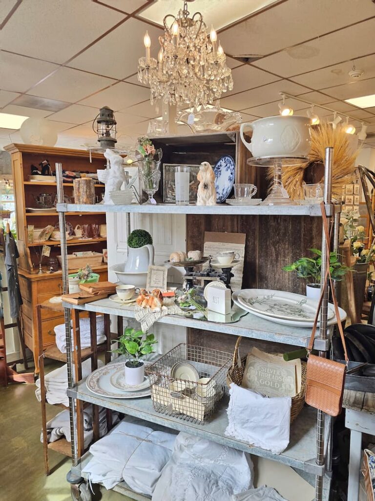 vintage items in the Rust and Relic store in Poulsbo