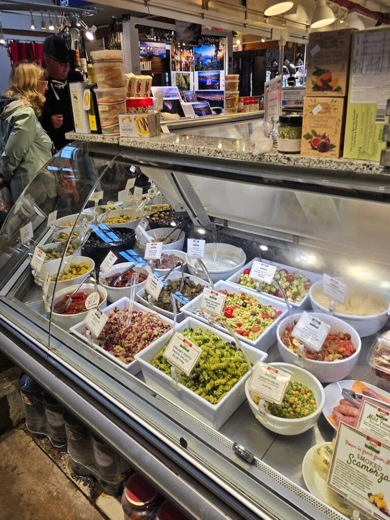 Zara's Italian Deli and Fresh pasta in Granville market