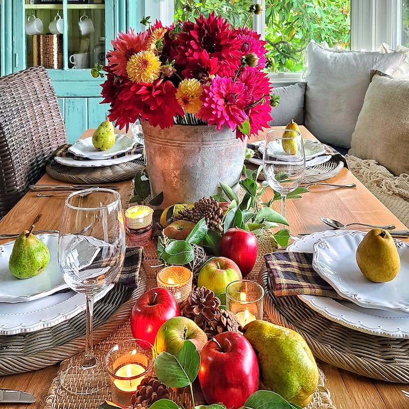 dahlias and fruit tablescape