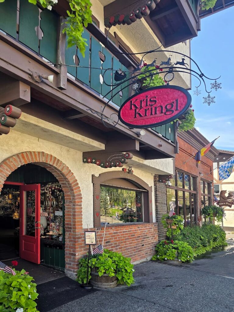 Kris Kringl storefront in Leavenworth